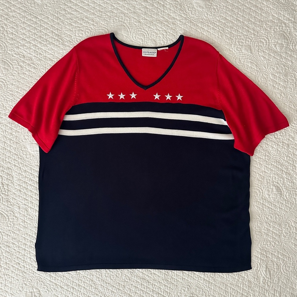 Vintage White Stag American Flag USA Sweater Tee Top Women’s Plus Size